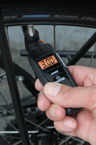 Airchecker Digital Air Gauge - Image 2
