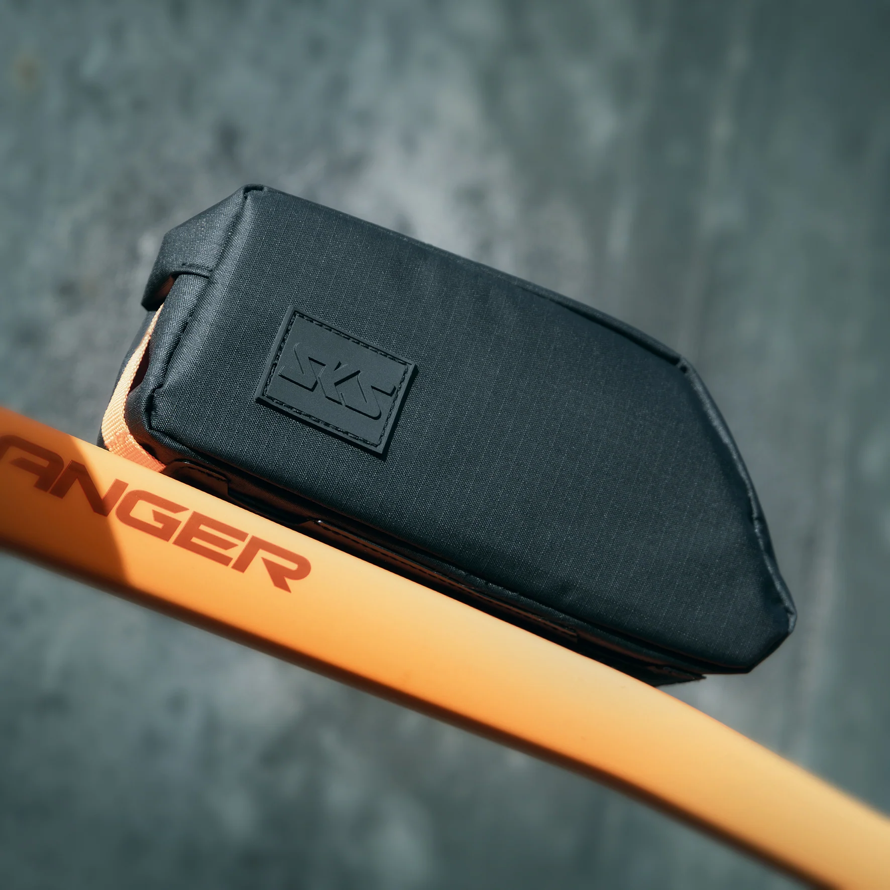 Urban Top Tube Bag 0.65L - Image 3